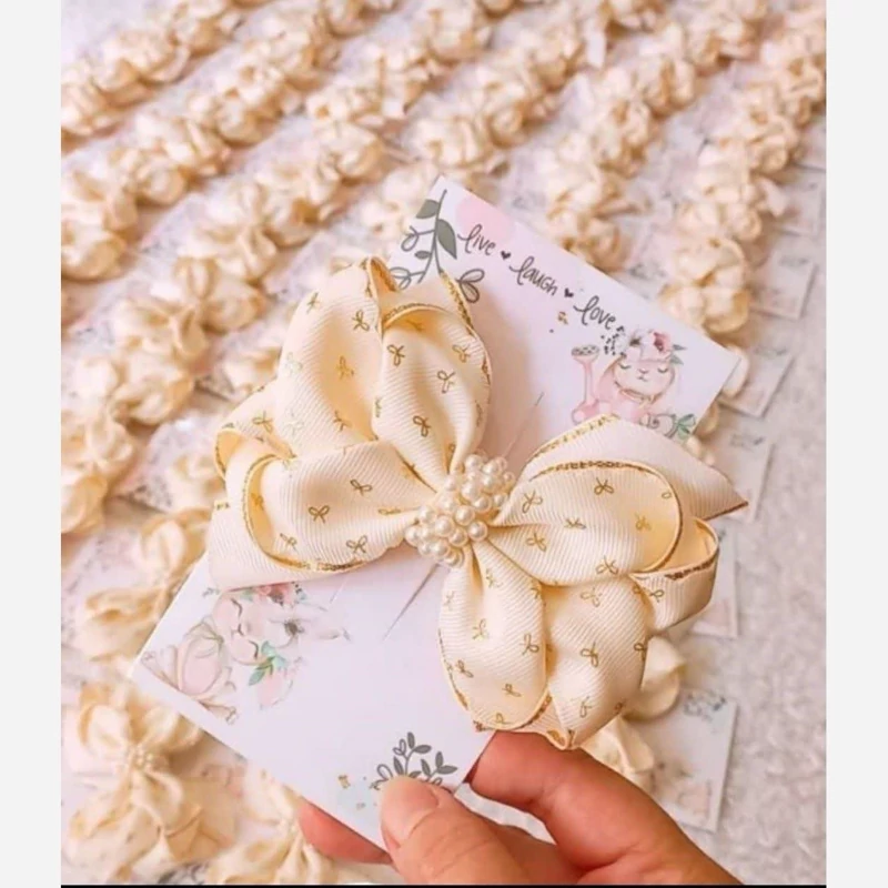 گیره مو انبری رنگ شیری طرح طلاکوب