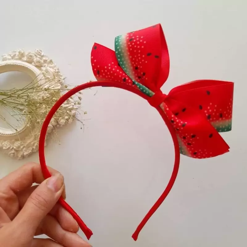 تل پاپیونی یلدا سبک و کم حجم روی سر بسیار زیباست
